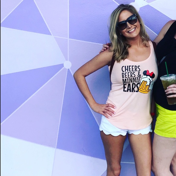 Lilly Pulitzer Eyelet Shorts - Picture 2 of 4